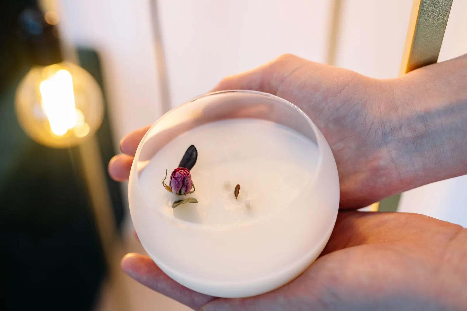How to Care for a Container Candle